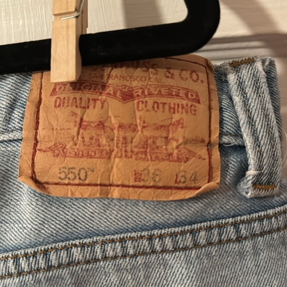 Levi's 550 Relaxed Fit Straight Leg Light Wash Men's Denim Jeans 36/34 - Picture 7 of 12